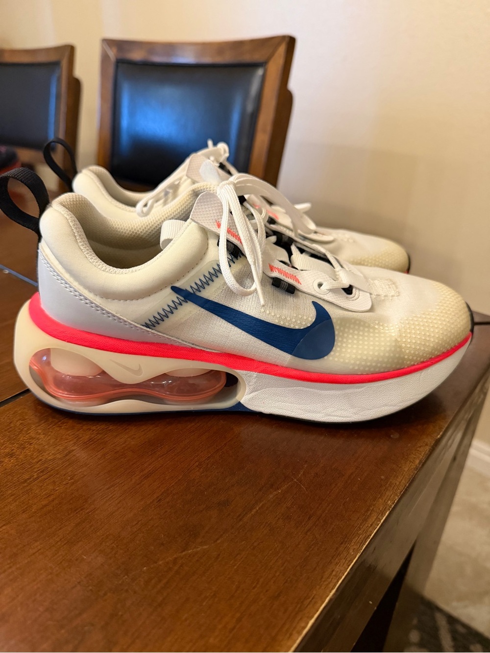 Nike Air Max GS Summit Blue Swoosh and pink accents